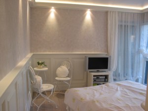Schlafzimmer Wandverkleidung Kranzprofil